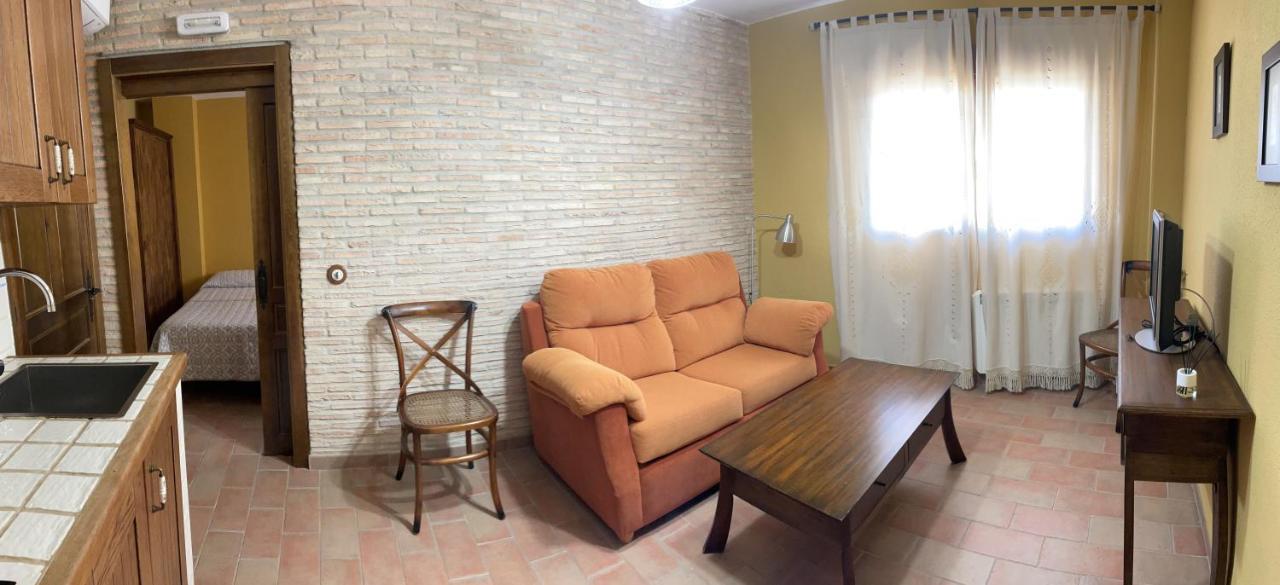 Leyendas De Monfraguee Torrejón el Rubio Exteriör bild